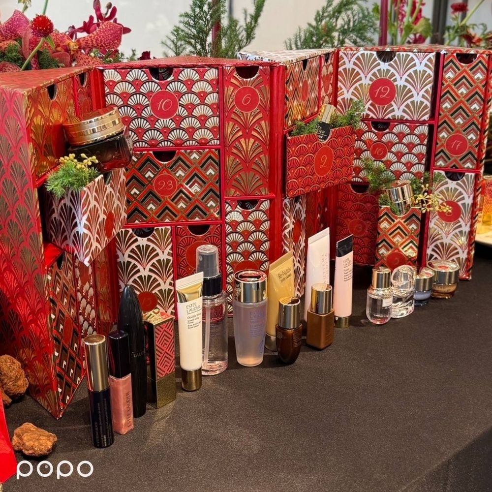 IU同款都在這！雅詩蘭黛史上首款「聖誕倒數月曆」正貨眼霜、小金管霧唇...，秒殺禮盒省萬元！-16