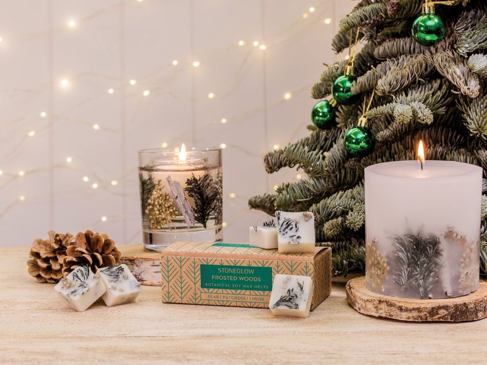 2024年末香氛禮物17選！英國AA王妃油、全台獨家英式香氛蠟...，溫暖木質香調，帶來滿滿聖誕過節氣氛！-11