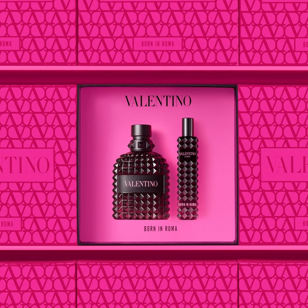 VALENTINO「2024聖誕禮物」10選！特調香檳金打亮、焦糖肉桂眼頰彩、夢幻香水禮盒限定包裝！-12