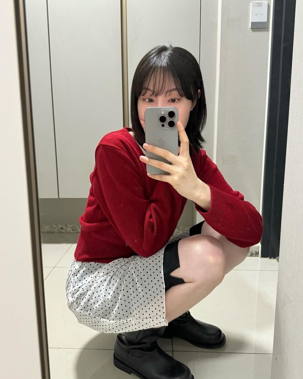 別只知道美拉德！2024秋冬韓星都在瘋「安可拉紅」是什麼？5招不踩雷穿搭一次看！-7