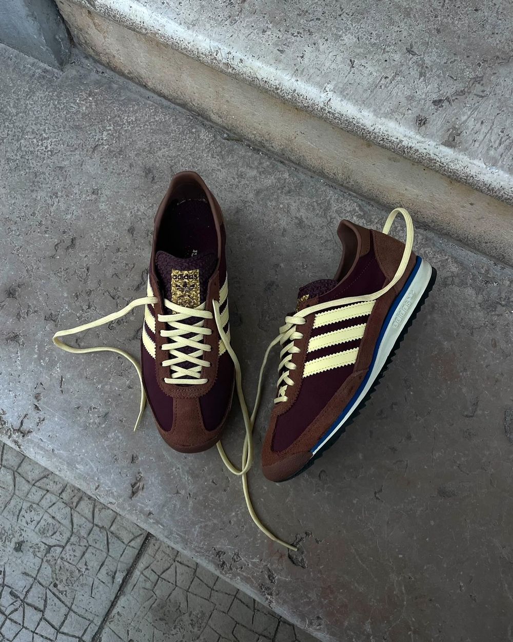 小紅書狂推！2024秋冬得擁有「安可拉紅」球鞋特搜！adidas那雙好看到逼人結帳！-2