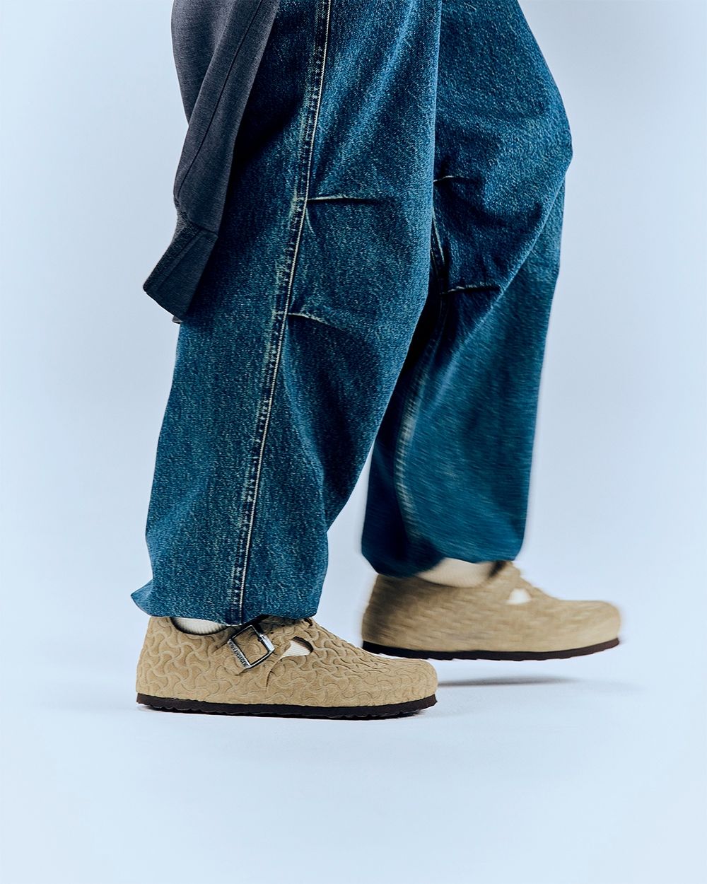 鞋櫃就缺這雙！BIRKENSTOCK x BEAMS再度聯手！全新「骨紋勃肯鞋」超有質感！-6