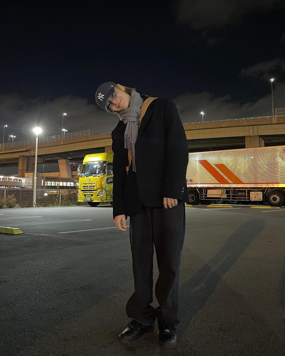 韓網熱議7位「最帥私服」韓團男偶像！然竣、車銀優穿出日常男友感，Hoshi成隊內時尚指標-9