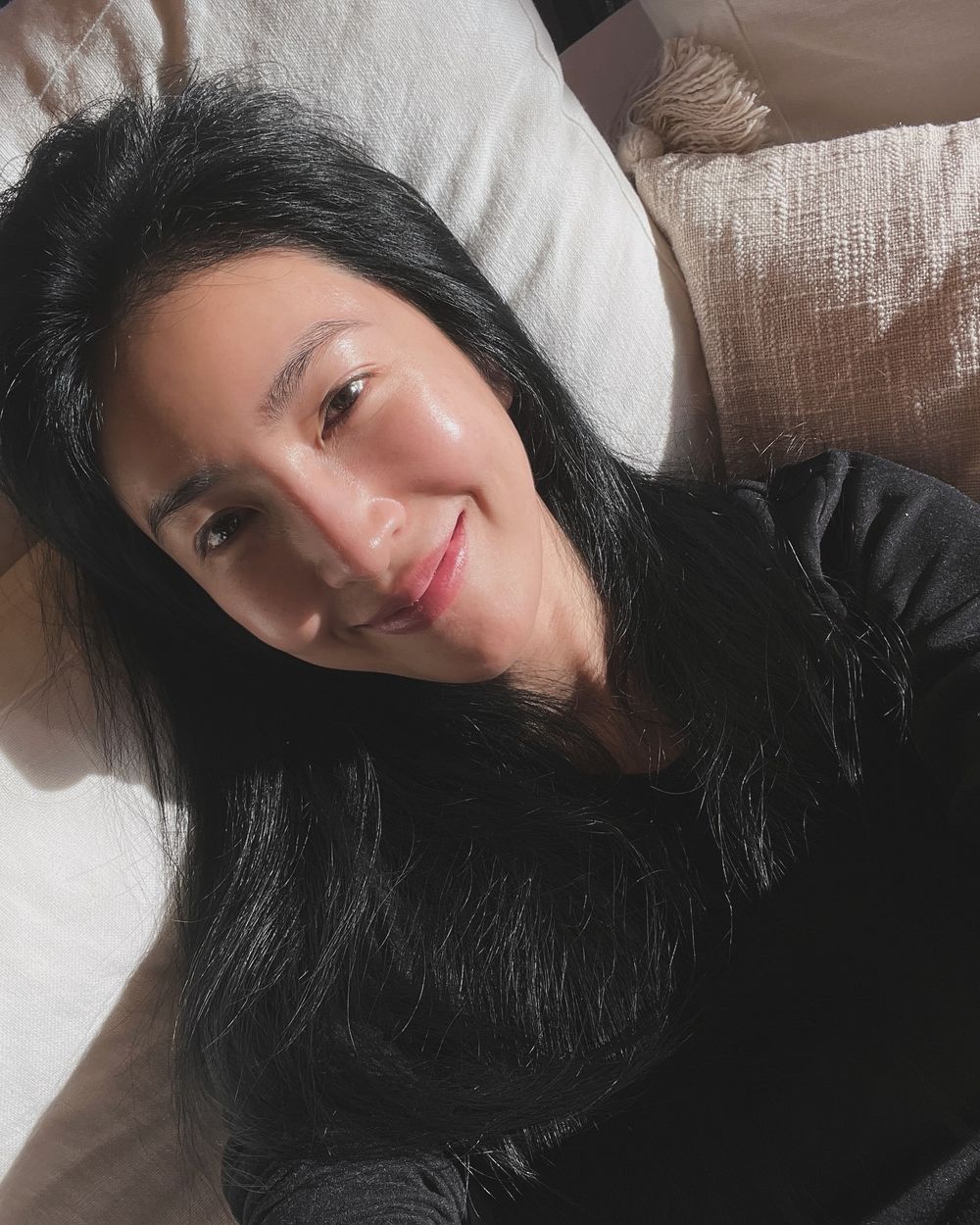 Netflix《影后》楊謹華與小鮮肉大談姐弟戀！46歲零皺紋、肌膚比燈泡亮，關鍵全在這！-12