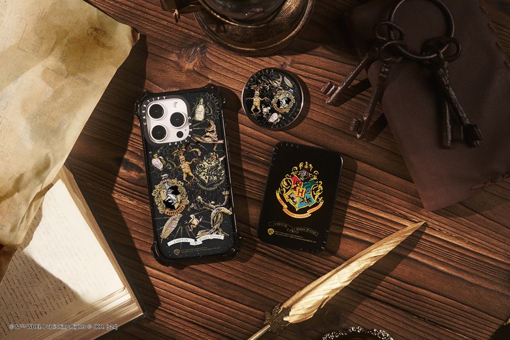 CASETiFY《哈利波特》聯名真的來了！接骨木筆套、四大學院手機殼...粉絲瘋掉！-4