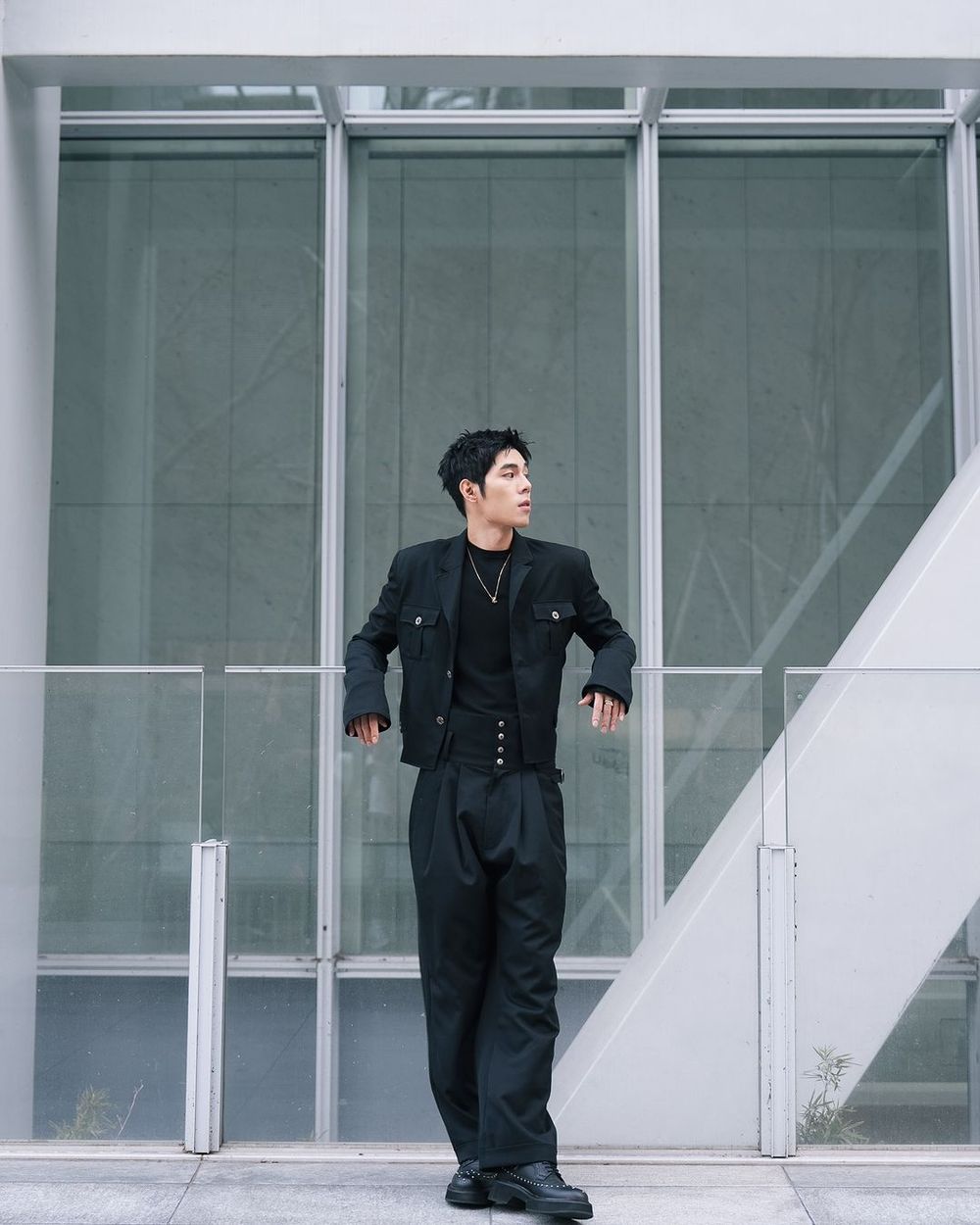 Netflix《影后》最帥年下男！「流氓」詹懷雲是誰？183完美身材、新一代天菜男友？-8