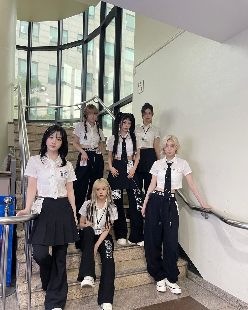 2024韓國10代網友最常搜尋的KPOP女團TOP10！aespa僅第5，IVE衝進前三，冠軍人氣討論度是真的高！-7