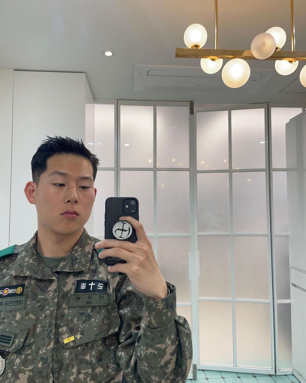 10位韓國男偶像2025退伍時間懶人包！BTS防彈預計6月完整體回歸，EXO世勳這天正式結束軍白期！-3