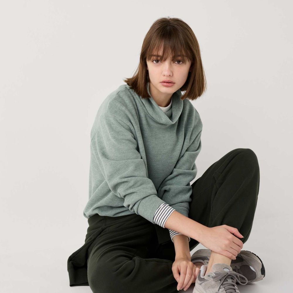 UNIQLO隱藏神爆品「柔軟抱抱T」以為把雲朵穿身上、才590元至少要包三色才甘願！-5