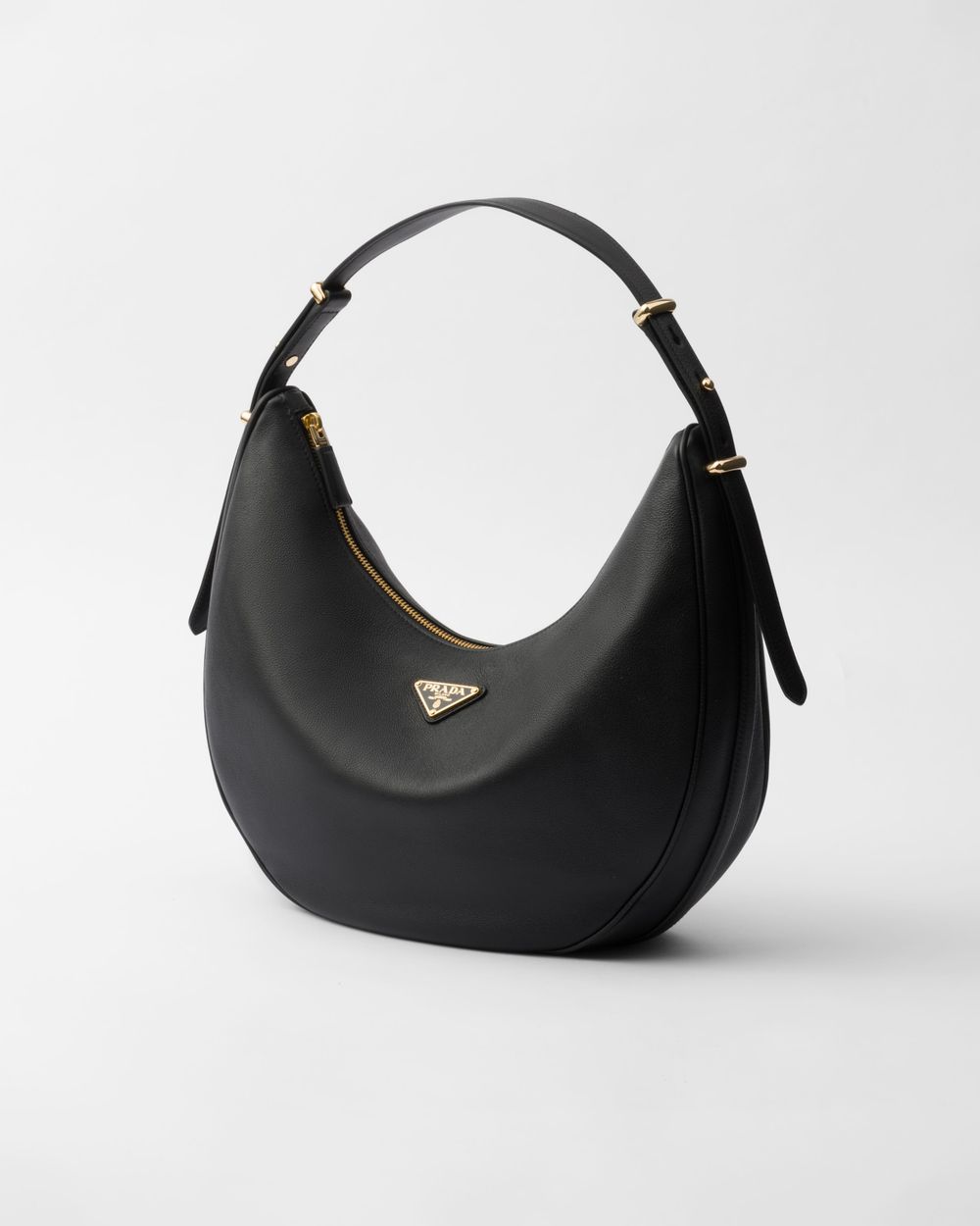 2025最新版！八款大容量Hobo名牌包推薦！LV、香奈兒、Goyard...入手能用一輩子！-5