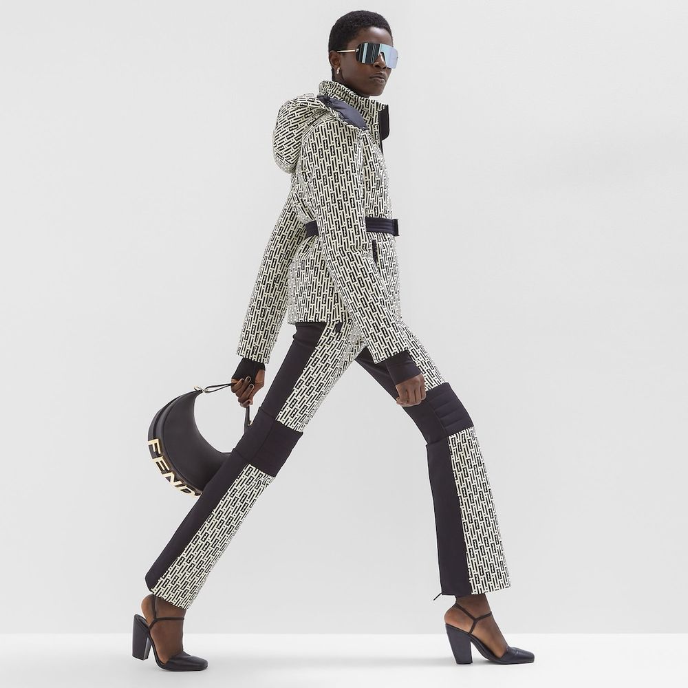 2025最新版！八款大容量Hobo名牌包推薦！LV、香奈兒、Goyard...入手能用一輩子！-8