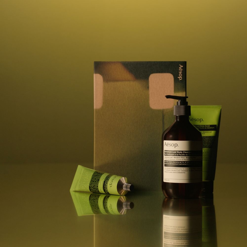 每年最期待！Aesop「2024季節性禮盒系列」向電影藝術致敬，帶有故事情節的禮盒包裝，太有品味了！-5