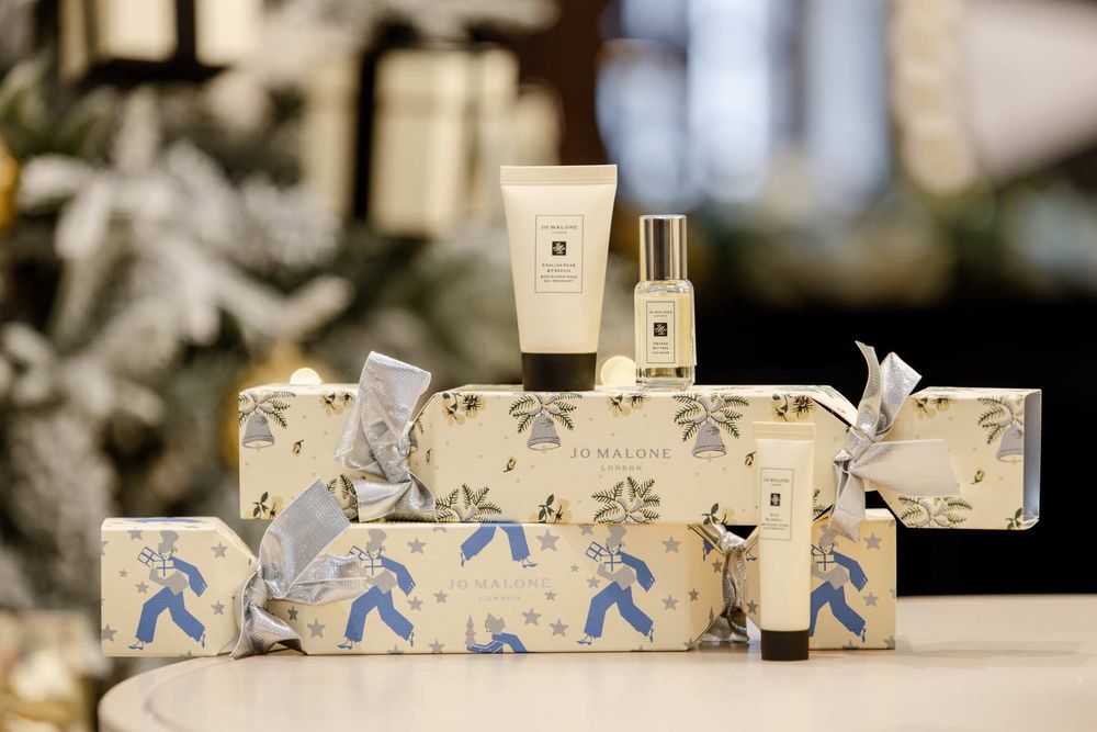 Jo Malone London大稻埕概念店開幕！獨賣經典「讀書館香氛」、客製化刺繡貼紙，第二波聖誕限定禮盒搶先看！-17