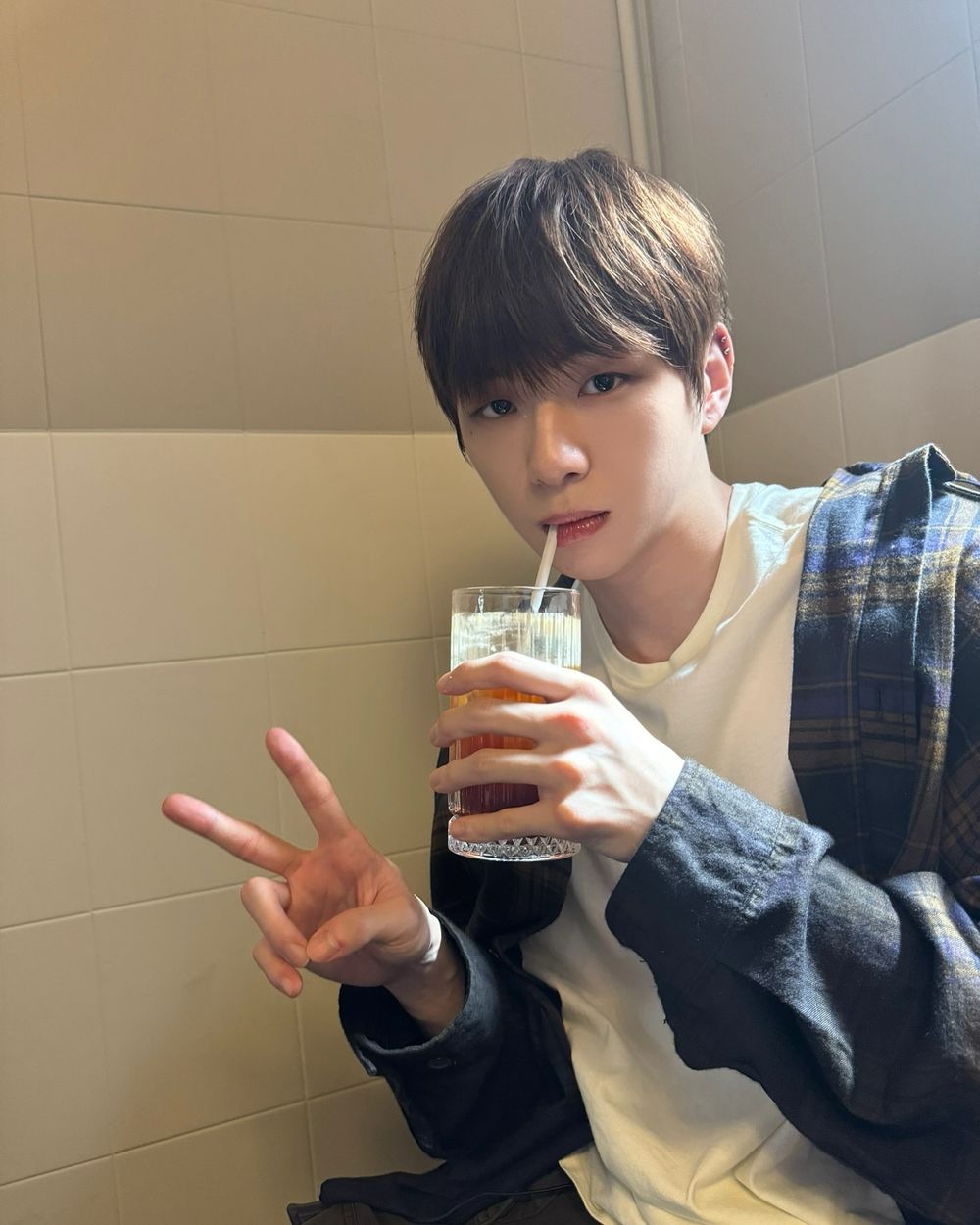 韓網票選最喜愛的KPOP「藝能豆」男偶像TOP6！明宰鉉、杋圭太全能，勝寛天生綜藝感大爆發！-7