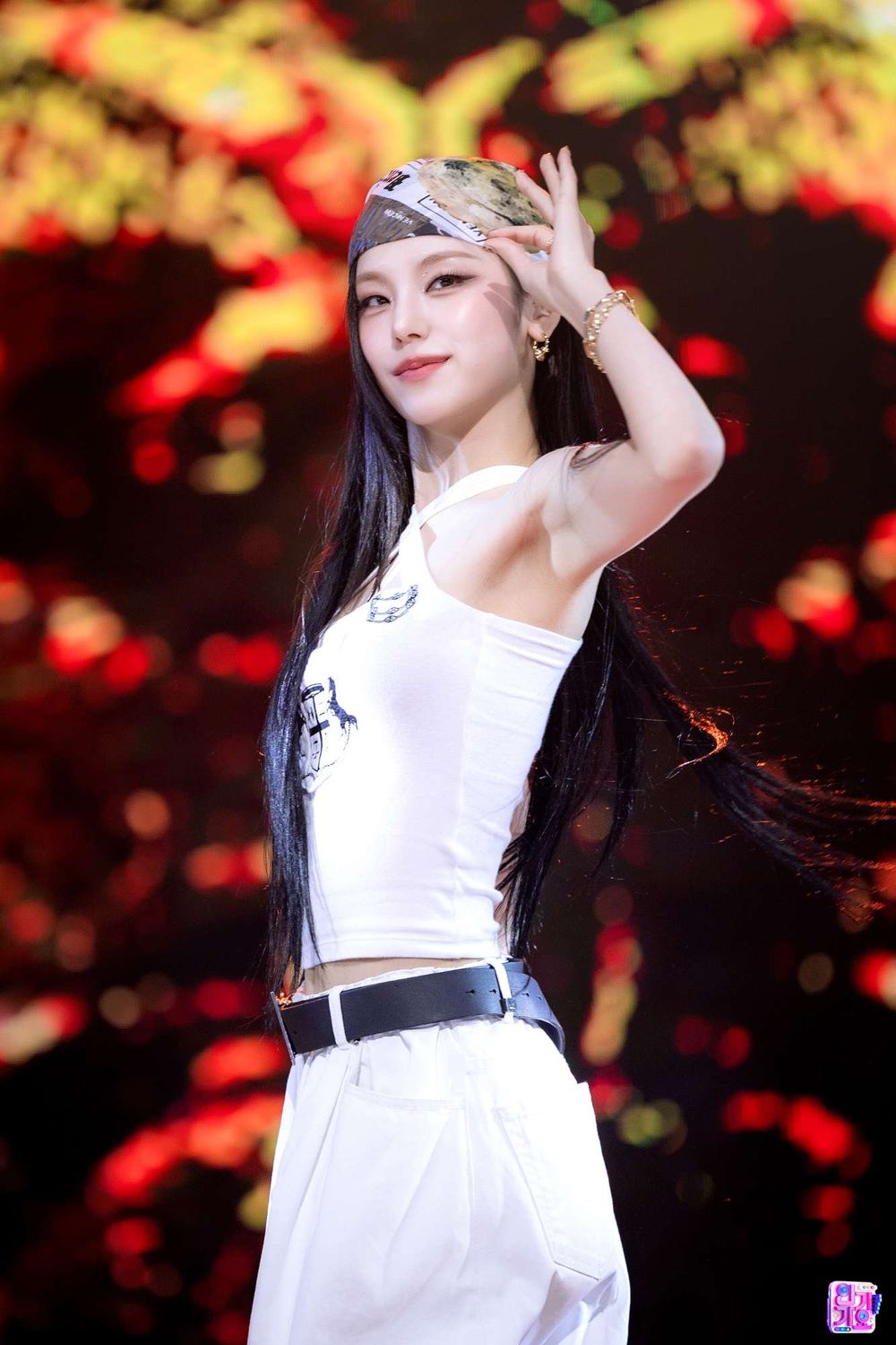 韓網熱議最能代表團體風格的四代女團成員！小娟創作概念太強，Karina、張員瑛特色超鮮明！-11