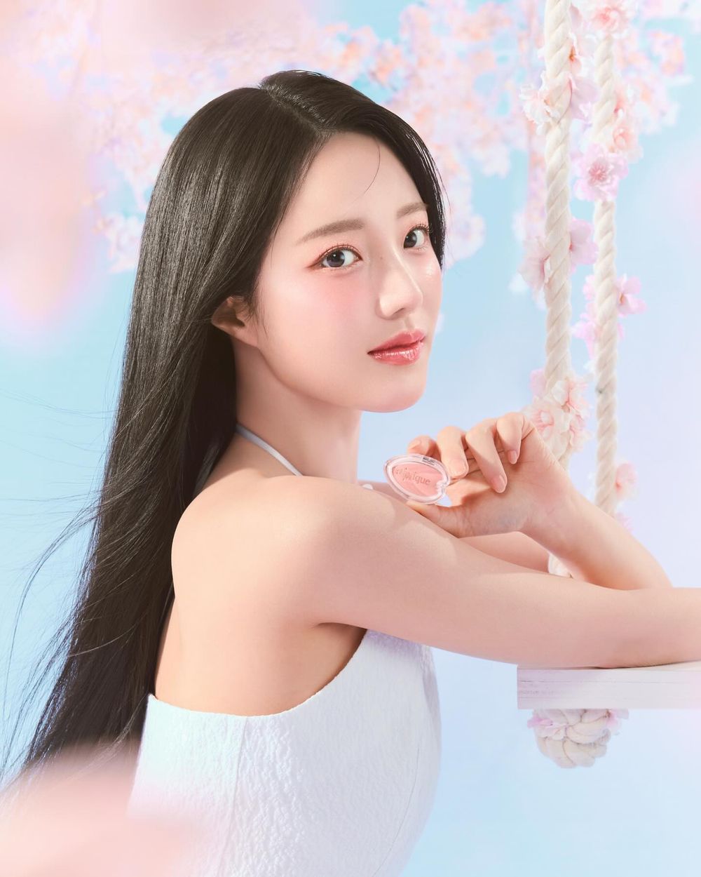 2025春季彩妝飄仙氣！dasique絕美櫻花瓣眼影、仙女棒唇釉，未上市已爆紅、美到失去理智！-4
