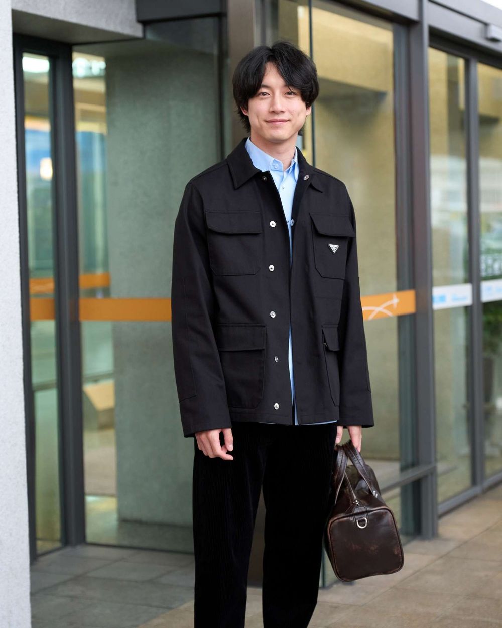 認識「鹽系男神」坂口健太郎！韓國UNIQLO、PRADA只愛他、私下個性超天然呆？！-15