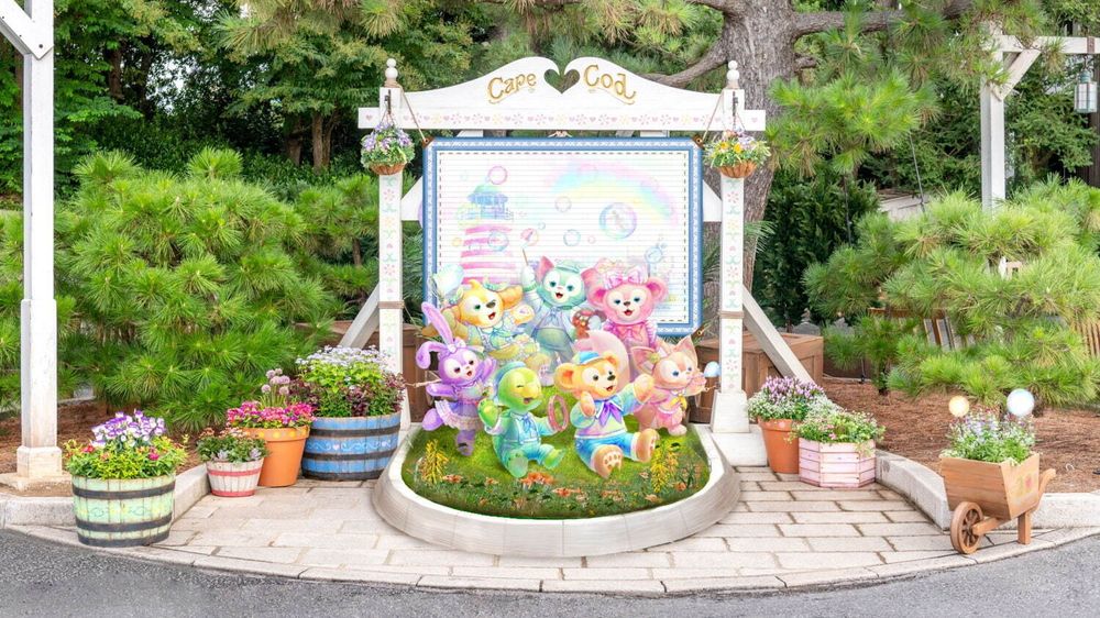 達菲熊20歲了！東京迪士尼海洋20週年限定「達菲絨毛吊飾、彩虹抱枕」必買周邊、慶祝活動一次看！-1