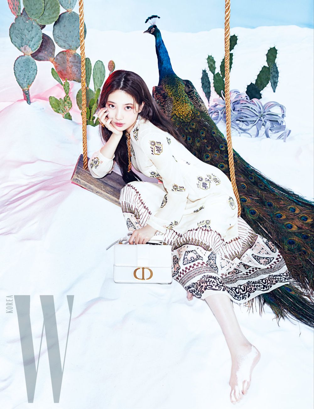 韓網評選7位「畫報匠人」KPOP女偶像！張員瑛不科學身材引熱議，Jennie、IU時尚完成度太高！-9