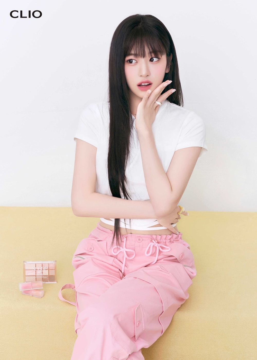 韓網評選7位「畫報匠人」KPOP女偶像！張員瑛不科學身材引熱議，Jennie、IU時尚完成度太高！-13