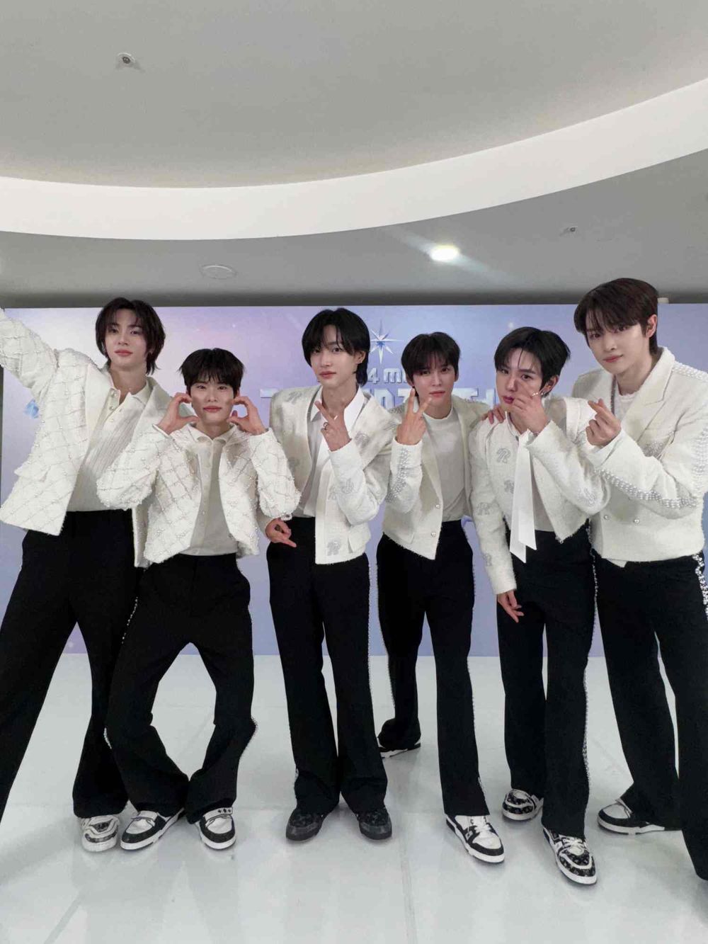 2025最新韓國男團搜尋量排行榜TOP7！SVT輸給BOYNEXTDOOR，冠軍竟是這組韓流天團！-7