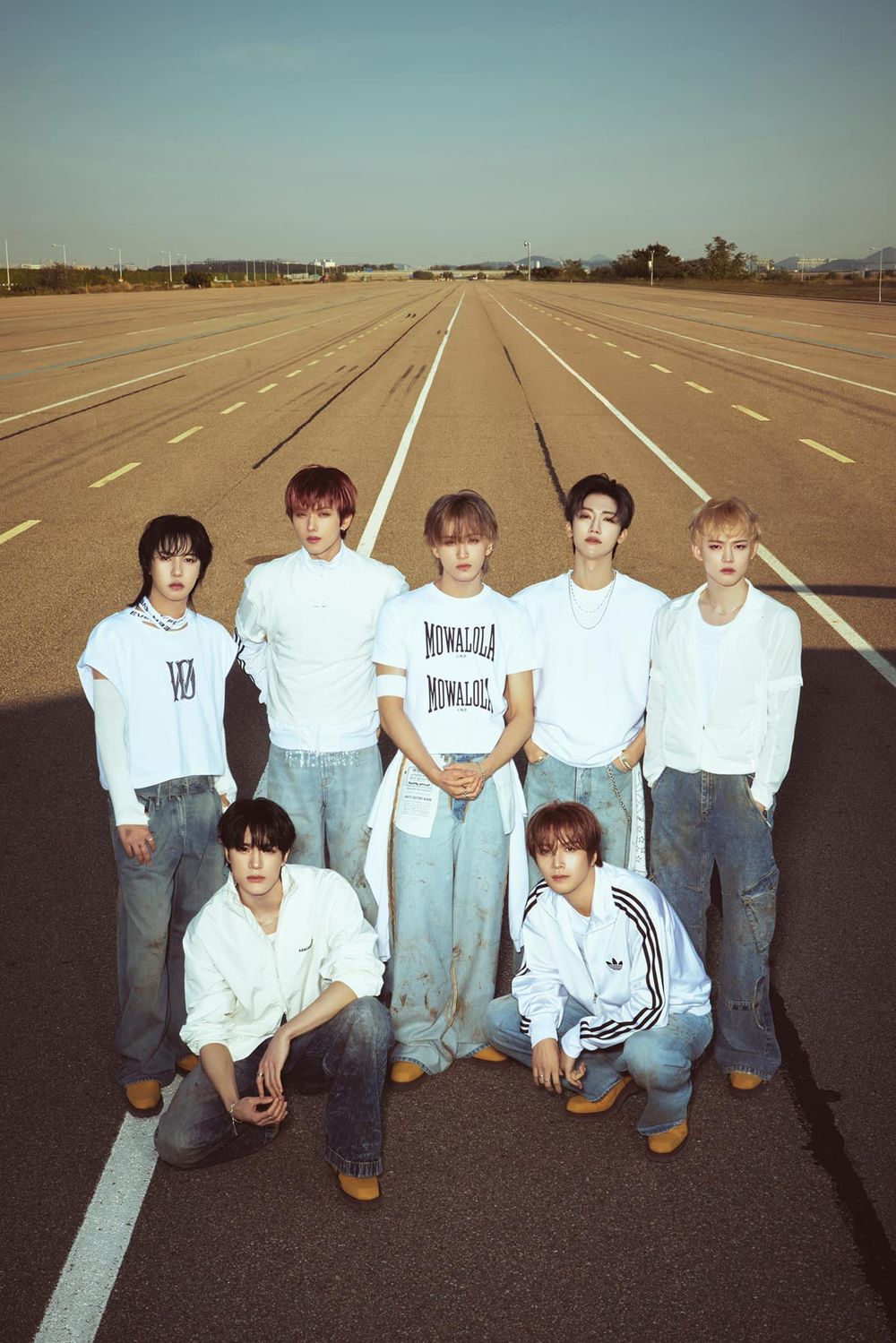 韓網熱議擁有特殊用途的KPOP應援手燈！ITZY應援棒成打光神器，SEVENTEEN「克拉棒」竟被拿來保存食物！-10
