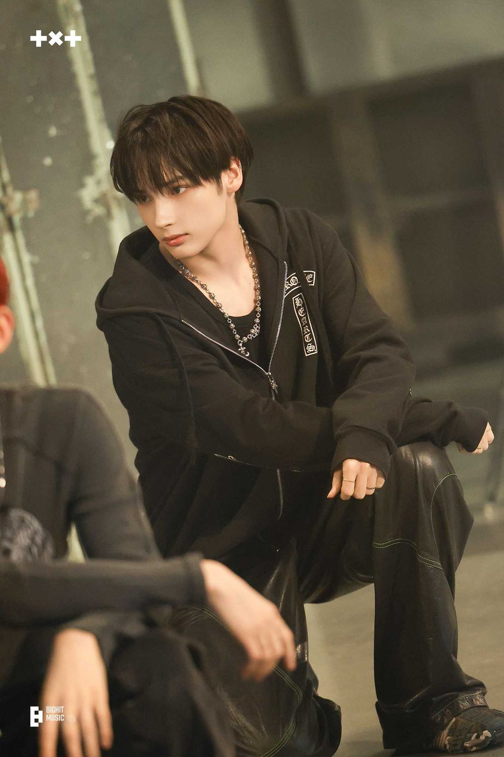 盤點7位擁有絕對音感的KPOP偶像！休寧凱音樂天賦超狂，Lily、羲承歌唱實力強！-13
