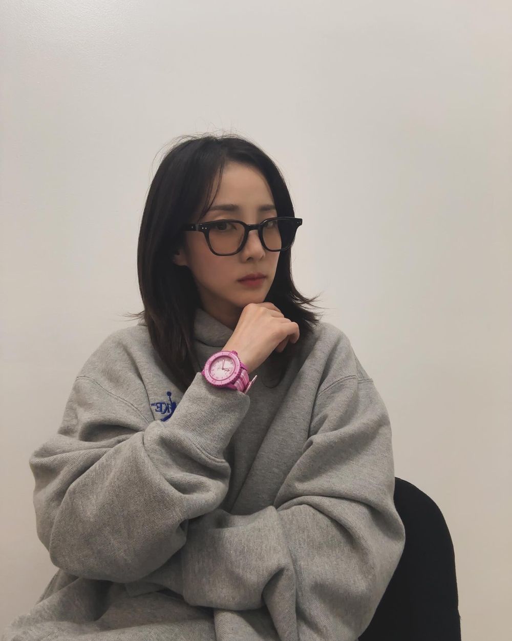 韓網公認6位「最強童顏」KPOP女偶像！IU幼態感十足，Irene、太妍凍齡美貌太神奇！-8