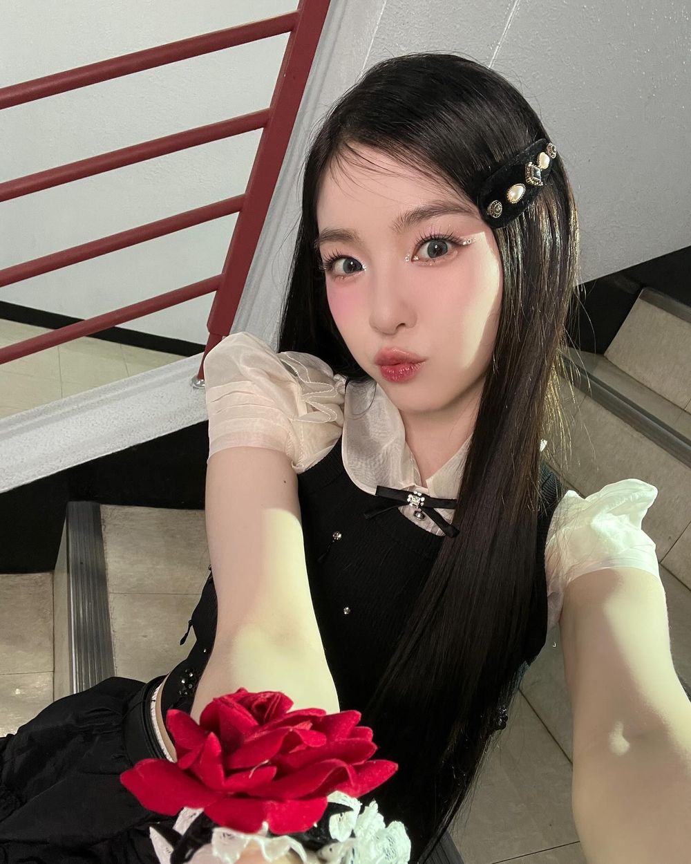 韓網公認6位「最強童顏」KPOP女偶像！IU幼態感十足，Irene、太妍凍齡美貌太神奇！-11