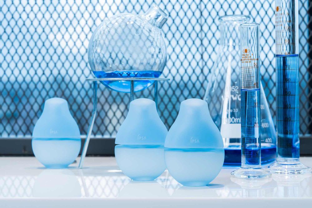 2025養膚精華液推薦！IPSA全新「藍寶瓶」不間斷循環修護科技，幫肌膚做運動、擦出紅潤好氣色！-4