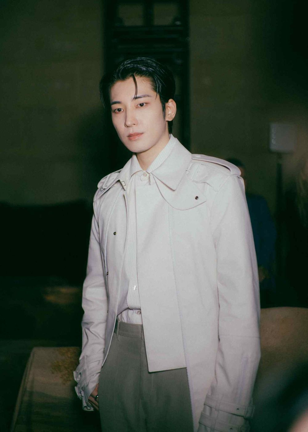 SEVENTEEN圓佑王子駕到！Burberry大秀顏值稱霸全場、和泰星Bright合照畫面太好看！-2