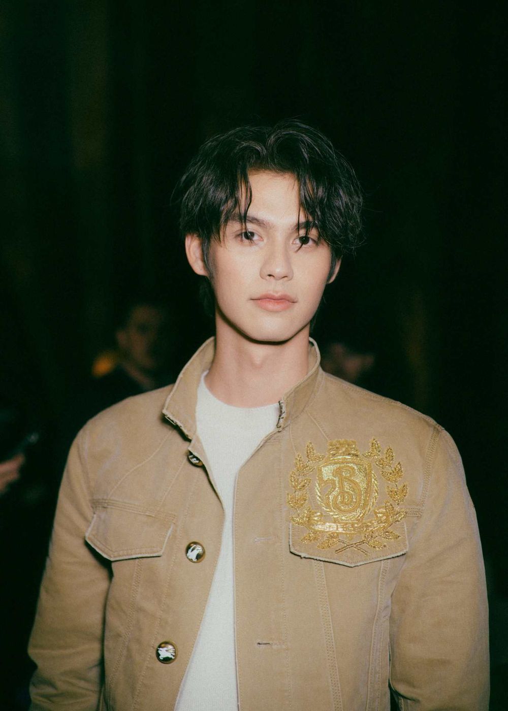SEVENTEEN圓佑王子駕到！Burberry大秀顏值稱霸全場、和泰星Bright合照畫面太好看！-7
