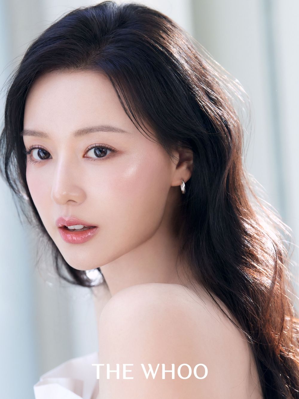 女神降臨！THE WHOO金智媛全新代言形象登場，優雅演繹「奢華養膚美學」，這瓶要帶！-2