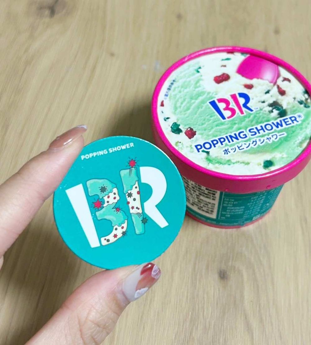 日妞狂掃貨「杯裝31冰淇淋」全家開賣！限定「白桃鮮奶酪」4種口味一次看、再送超Q冰淇淋磁鐵！-5