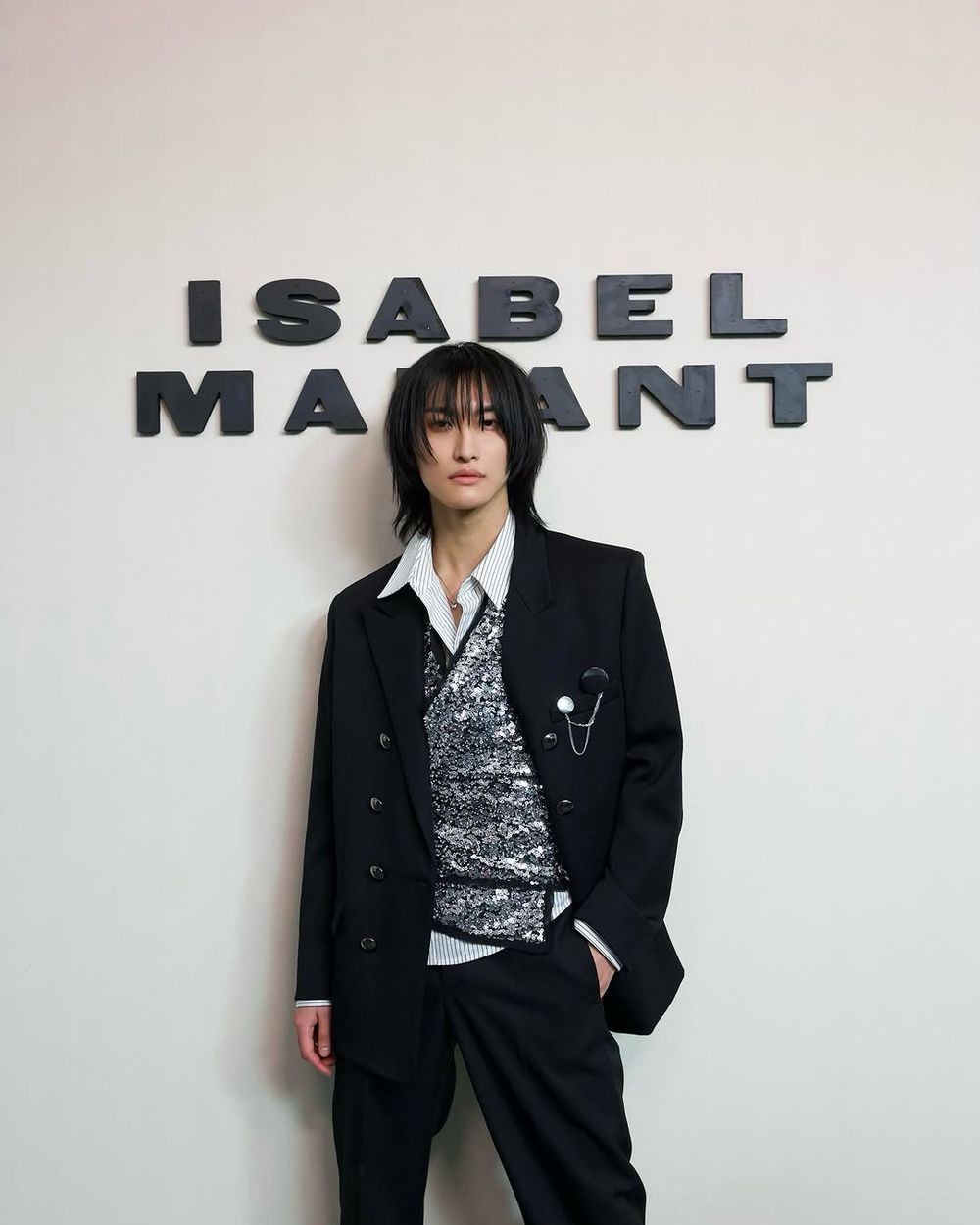 Isabel Marant大秀驚喜！ATEEZ大哥「星化」走上伸展台！台步超穩連外媒都狂讚！-4