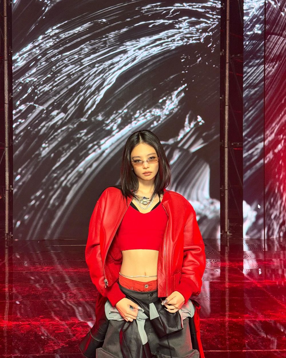 Jennie新專輯《Ruby》佳評如潮！〈like JENNIE〉登YT冠軍，與多位大咖音樂人合作！-11