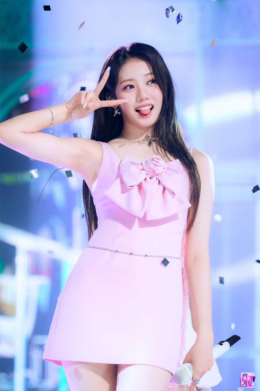 韓網評選6位五代女團顏值代表！Anna平面模特兒出身，Rora、慜柱甜美外型人氣高！-7