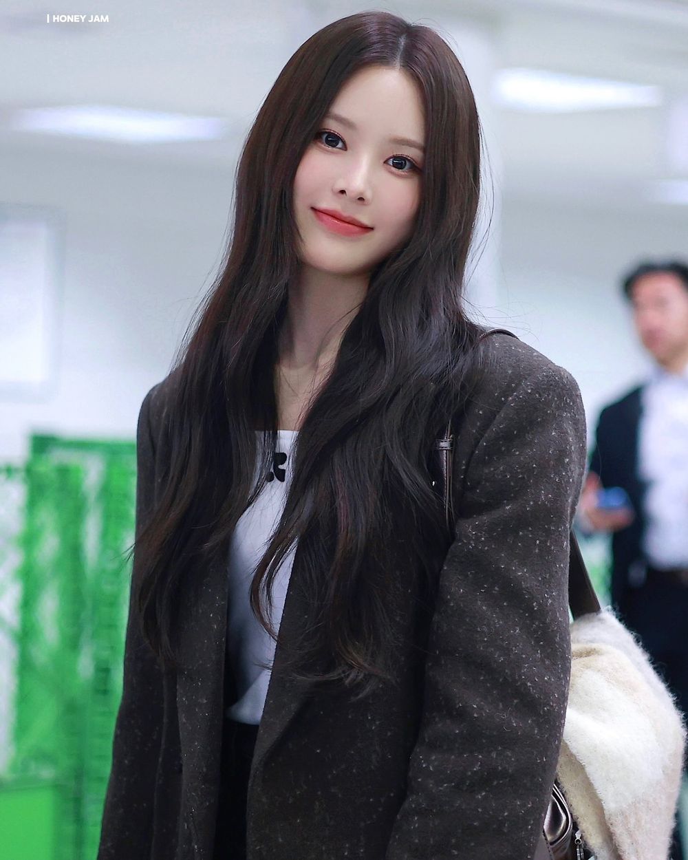 韓網評選6位五代女團顏值代表！Anna平面模特兒出身，Rora、慜柱甜美外型人氣高！-11