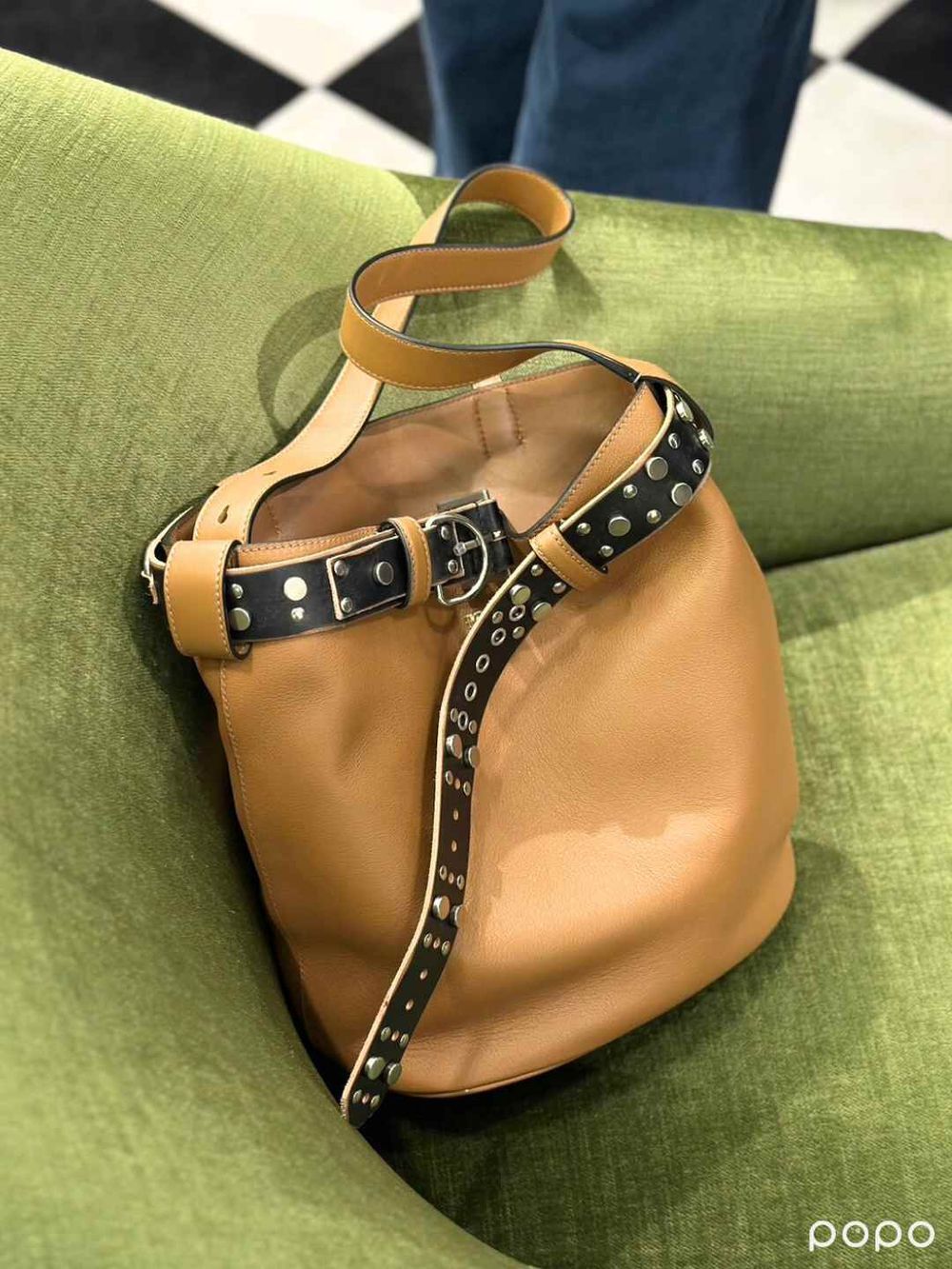 2025奢牌水桶包新清單！CHANEL 25絕對保值，LV、GUCCI新款櫃上默默賣超好！-2