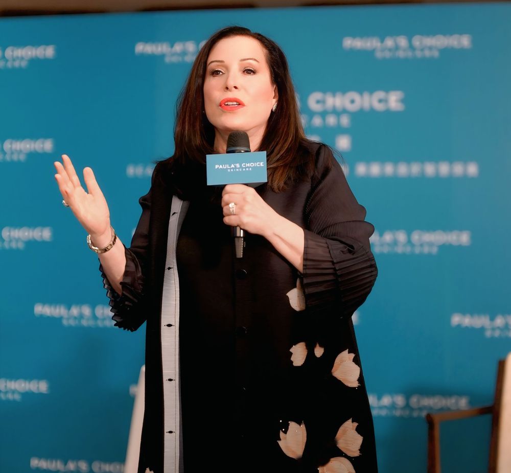只說真話美妝界傳奇！寶拉珍選創辦人來台，透露「保養大實話」原來維他命C＋A醇，不分早晚更好用？-11