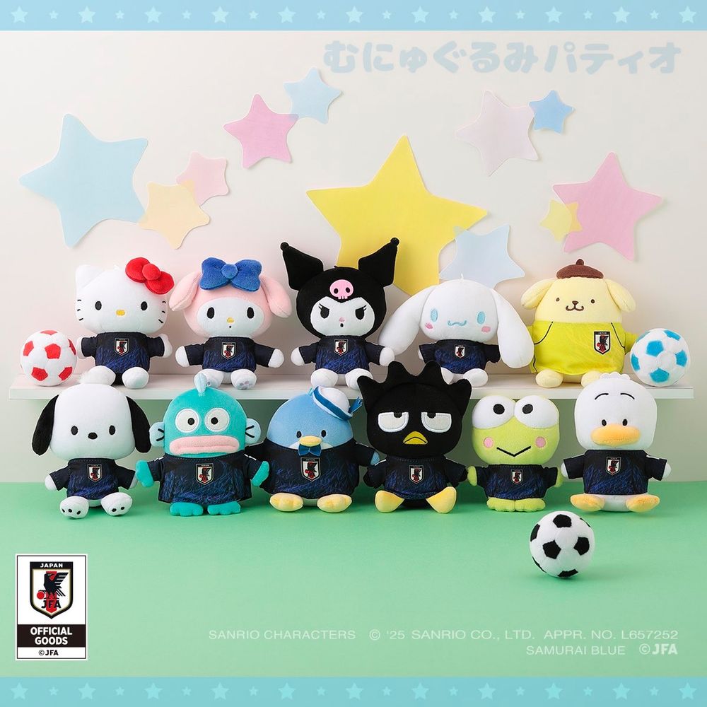三麗鷗跟日本足球隊聯名啦！11款Q爆「守門員布丁狗、足球員Hello Kitty」絨毛吊飾全都必收藏！-4