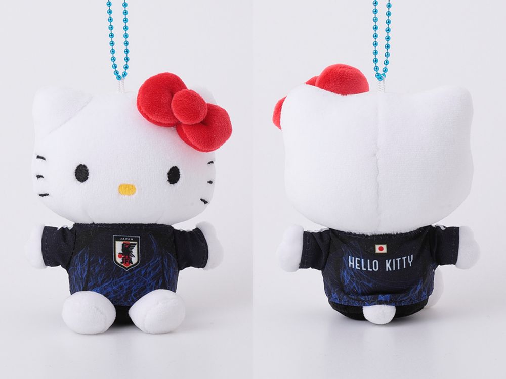 三麗鷗跟日本足球隊聯名啦！11款Q爆「守門員布丁狗、足球員Hello Kitty」絨毛吊飾全都必收藏！-7