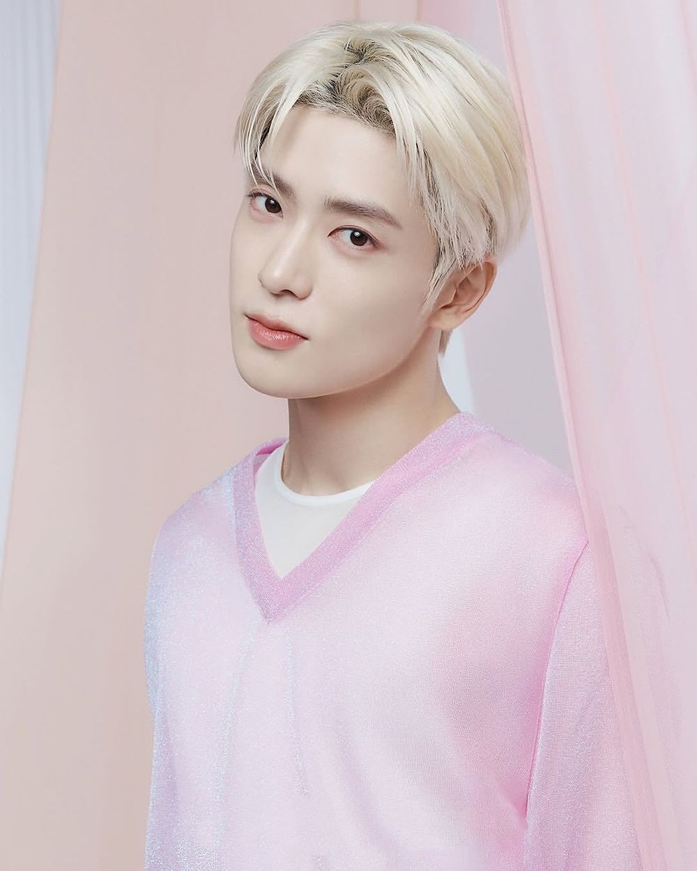 韓網票選最適合擔任美妝代言人的男團偶像！在玹、成訓都是銷量王，「金總」珉奎成新一代品牌新寵！-10