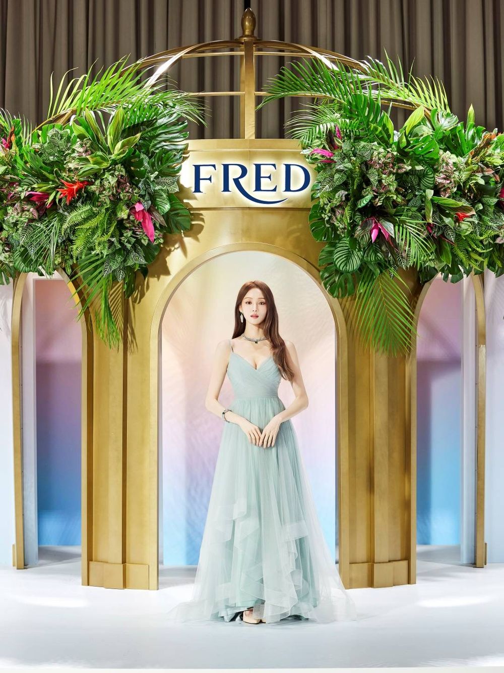 FRED珠寶晚宴出席名單太狂！防彈少年團Jin帥到像雕像、李聖經頂級身材全網驚呼！-4