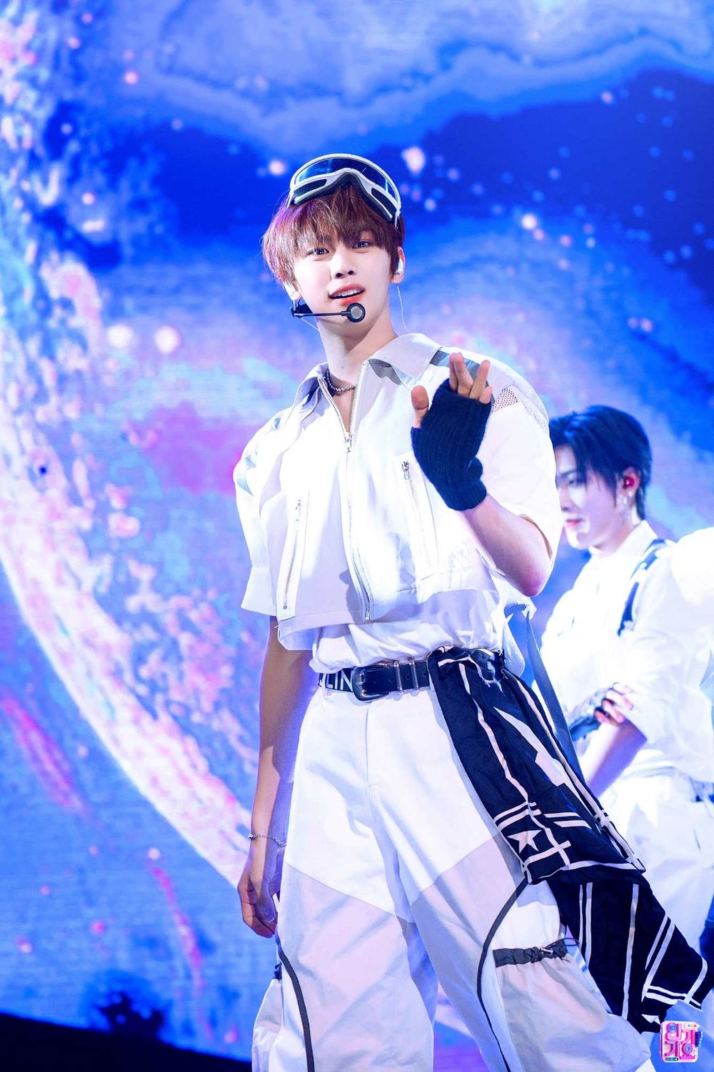 韓網熱評選7位可愛與性感魅力兼具的男偶像！Jin、明宰鉉都上榜，珉奎私下超愛撒嬌！-7