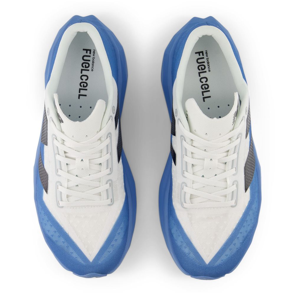 New Balance夢幻跑鞋來了！FuelCell Rebel v4超輕盈又Q彈、跑步選這雙就對了！-9