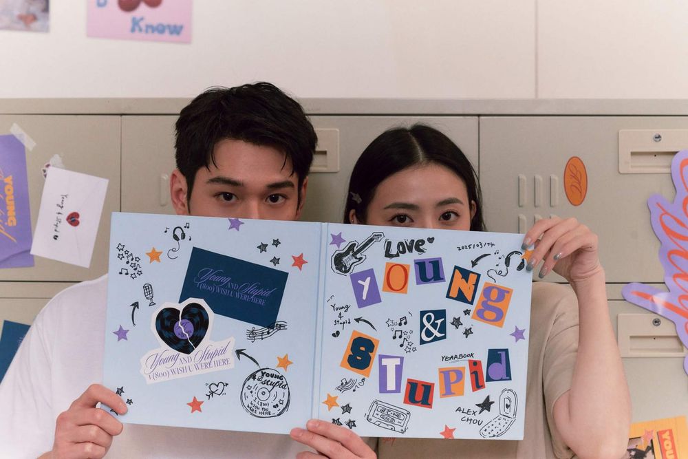 SQUAREBEAR和AC周予天聯名！復古T恤打造「高級版情侶穿搭」好看到想包色！-11