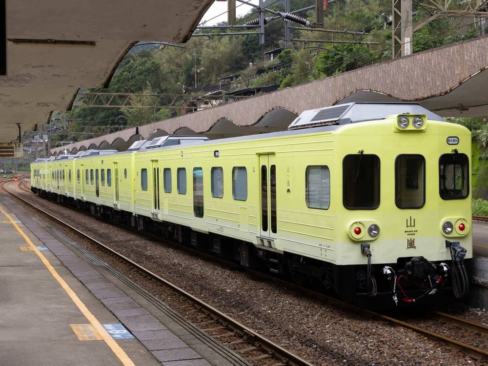 史上最美火車來了！山嵐號檸檬黃車身可愛爆炸、車上專屬木質調香氣+主題套餐打造五感鐵道之旅！-2