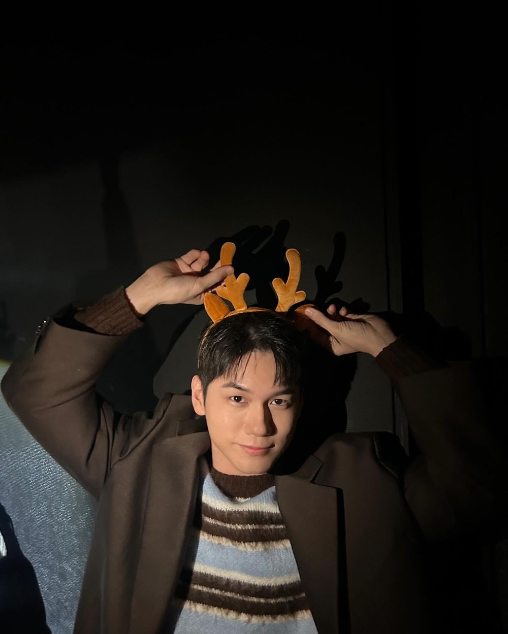 韓網熱議7位擁有特殊姓氏的KPOP偶像！勝寛「濟州夫氏」超罕見，明宰鉉、Danielle都上榜！-12