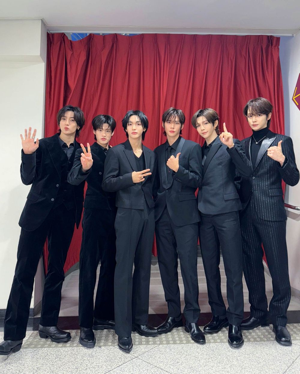 盤點7組人氣四、五代男團團名意義！TXT完整全名超長，Stray Kids居然是由成員命名！-12